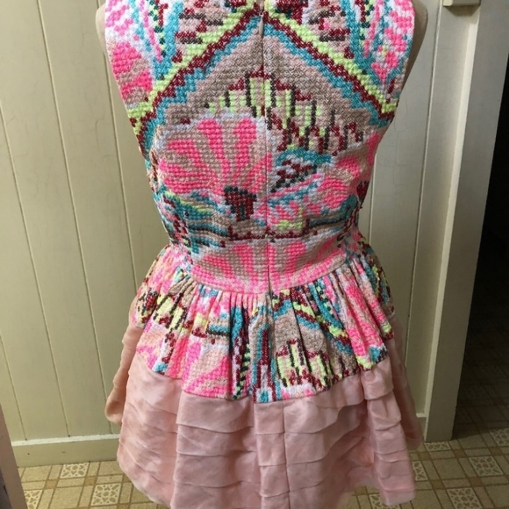 ANTHROPOLOGIE sz 4 DAKSHA Pink Embroidered Peplum - Picture 3 of 8